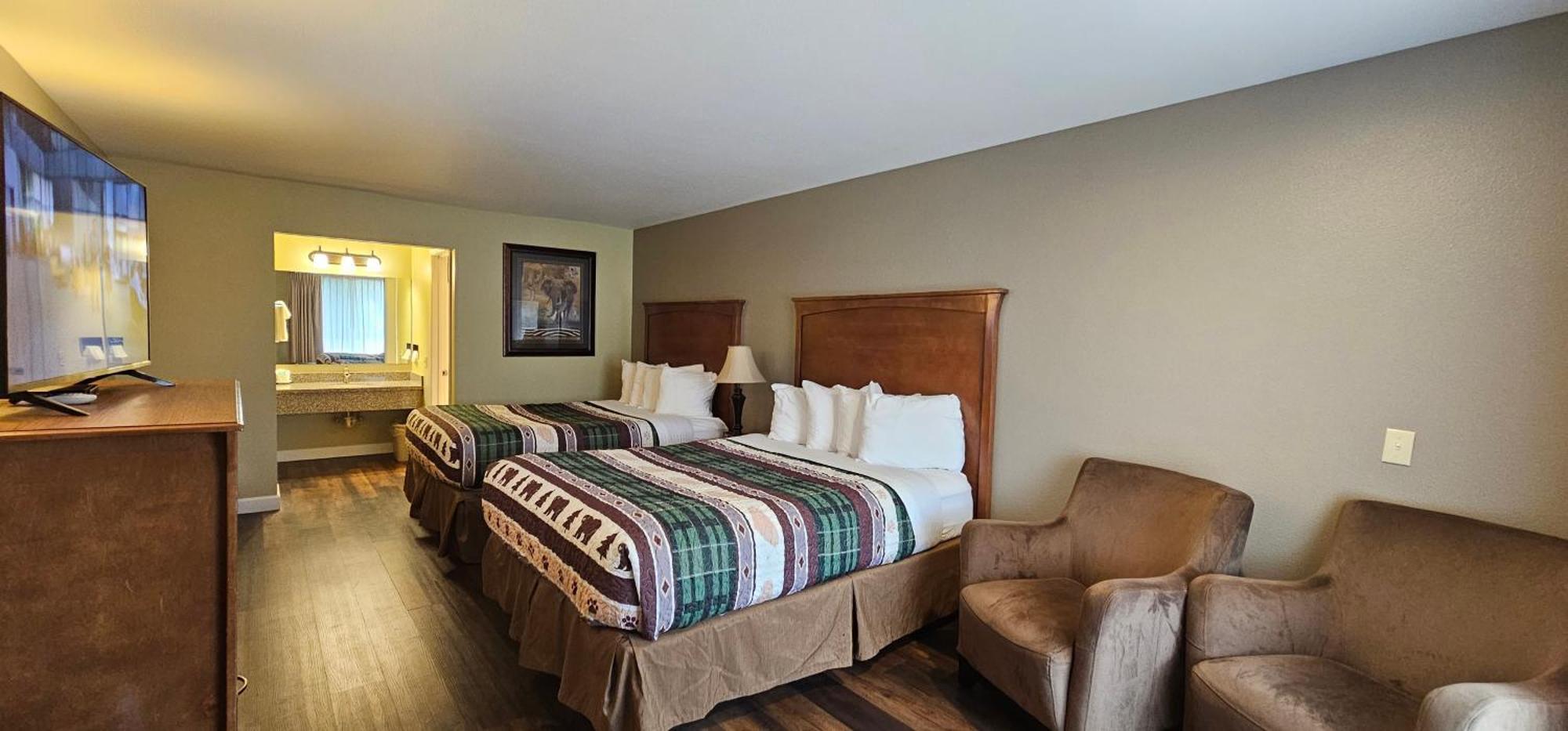 Mill Village Motel Eatonville Экстерьер фото
