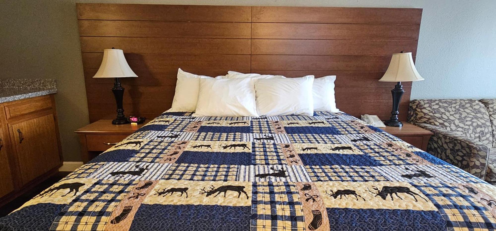 Mill Village Motel Eatonville Экстерьер фото